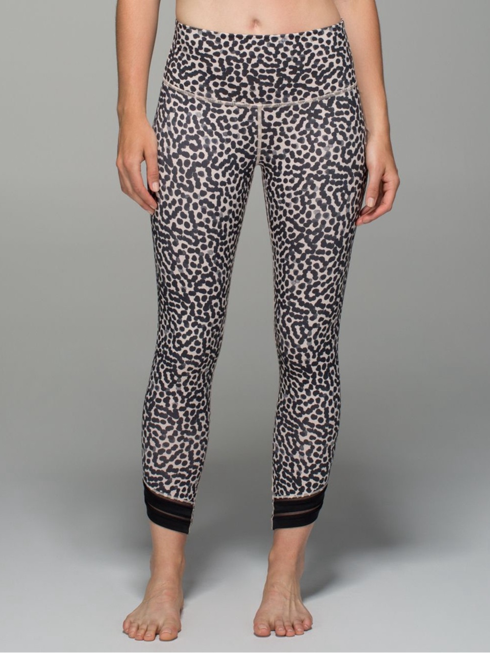 Lululemon High Times Pant *Wrap Mesh Ace Spot Grain Black / Black